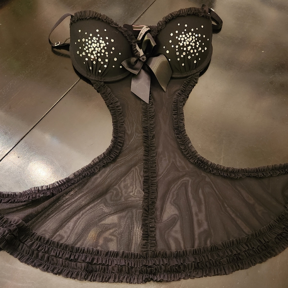 Victoria's Secret lingerie 🖤